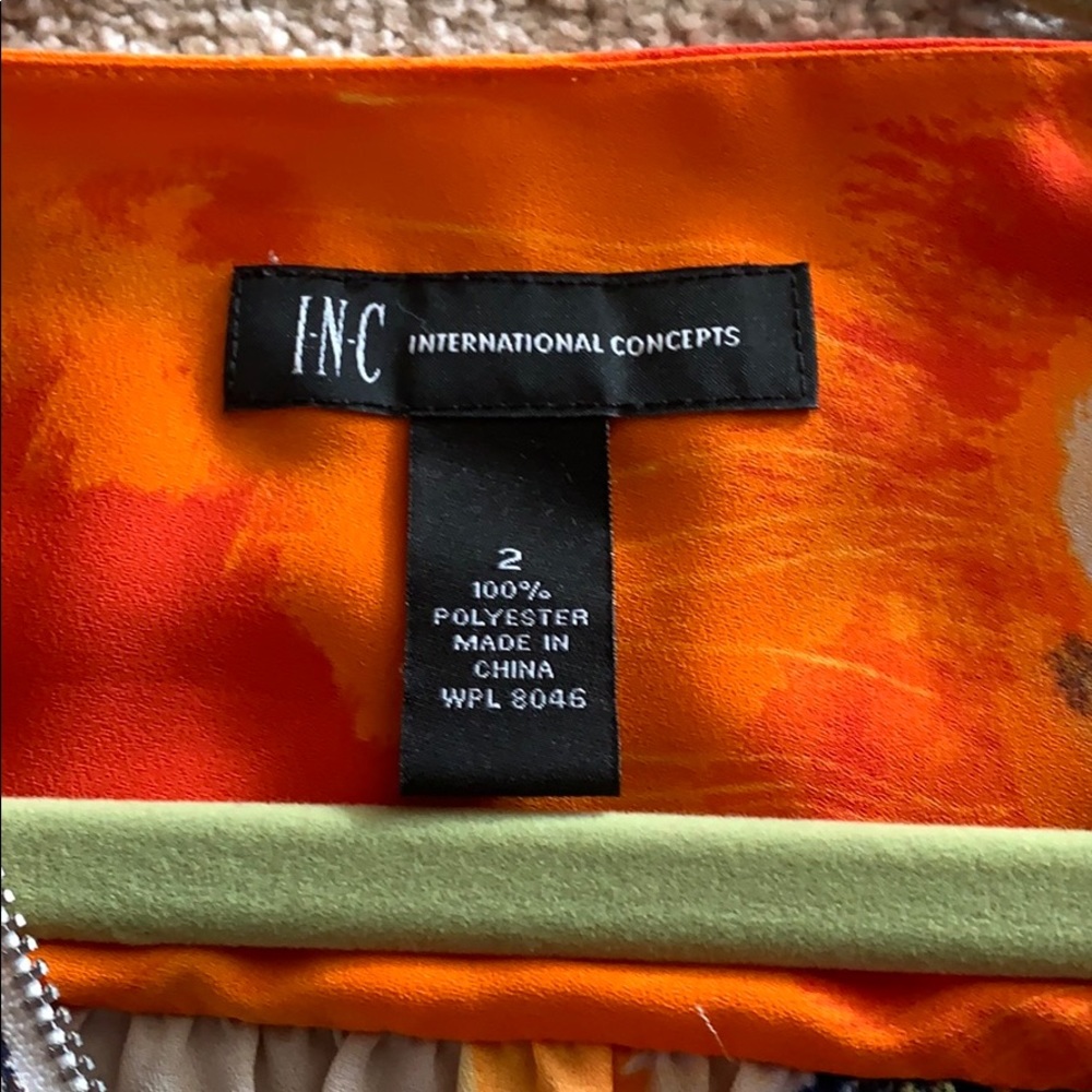 Beautiful top!! - Picture 3 of 5